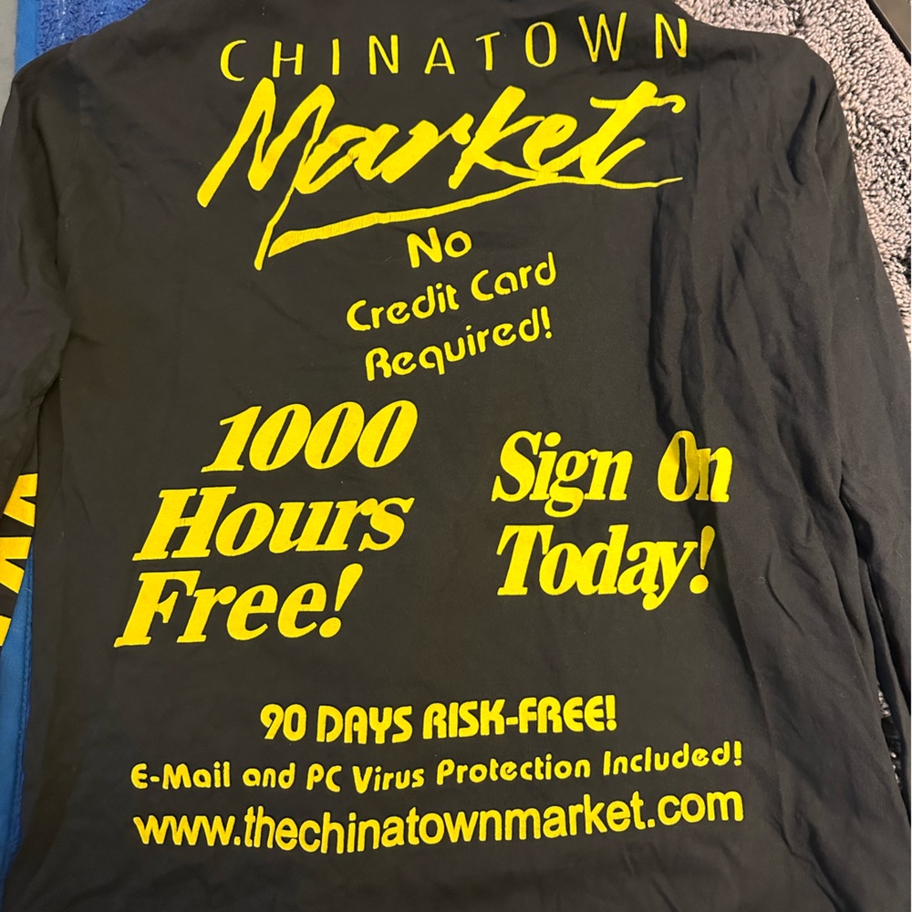 Chinatown Market long sleeve t shirt no wifi